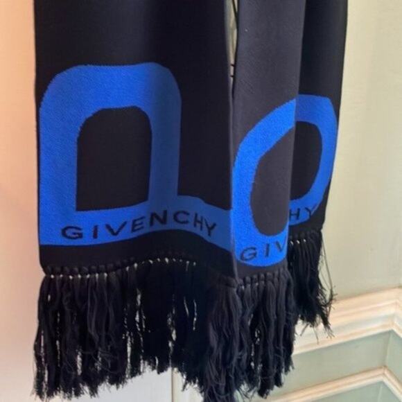 Givenchy Logo Fringe Trim Cotton Football Scarf black with blue lettering - Picture 8 of 9